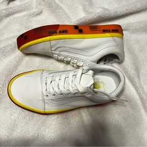 Vans “Off The ___” old skool translucent second drop size M:4.5, W:6, 22.5cm